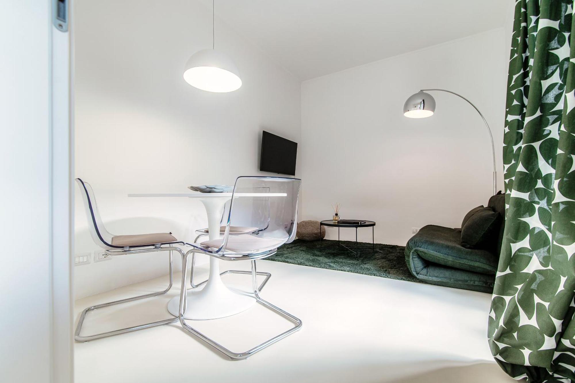 Giuliny Lovely Flat - The House Of Travelers Como Exterior foto