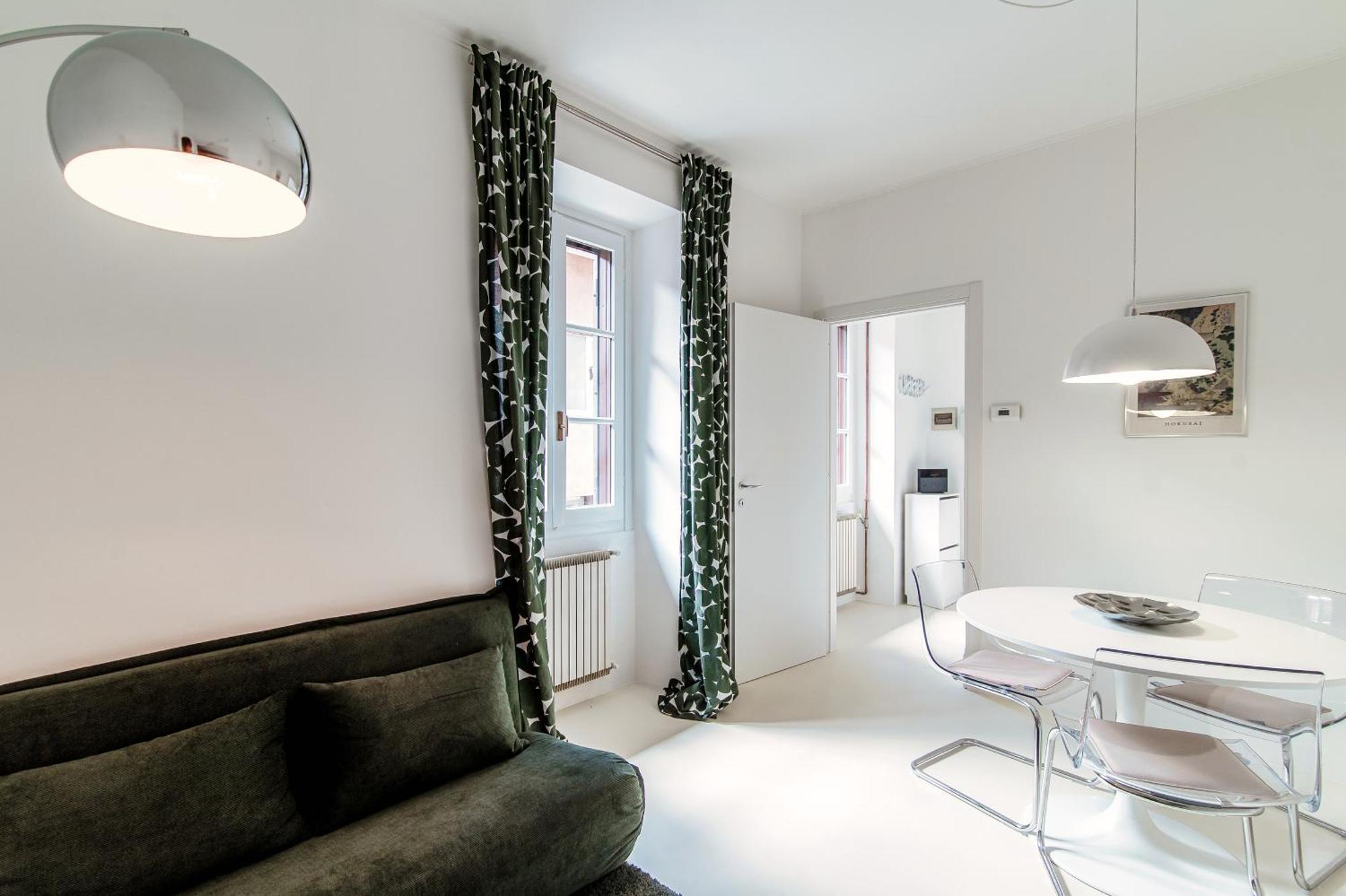 Giuliny Lovely Flat - The House Of Travelers Como Exterior foto