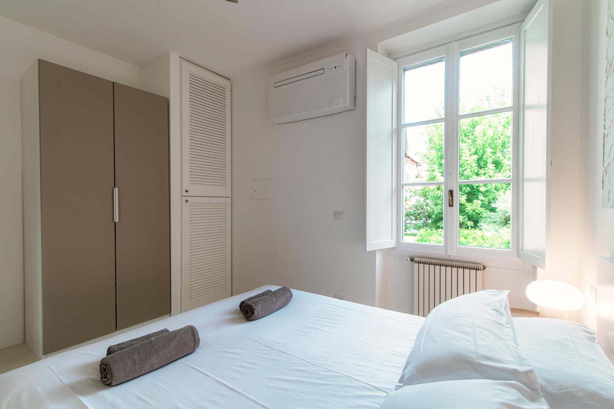 Giuliny Lovely Flat - The House Of Travelers Como Exterior foto